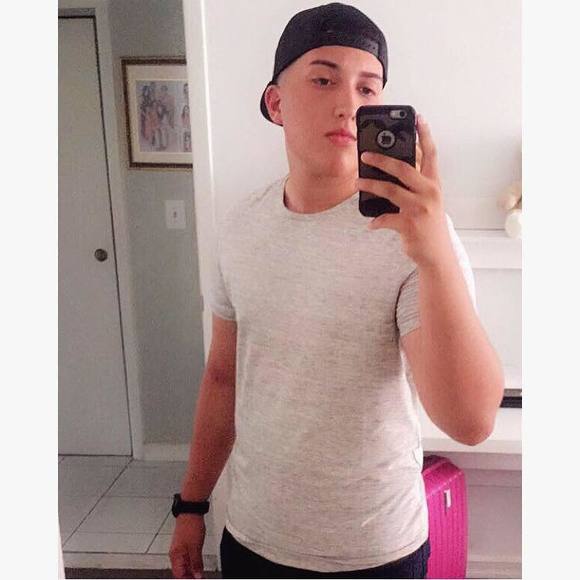 Meet your Posher, Brandon - Picture 1 of 1